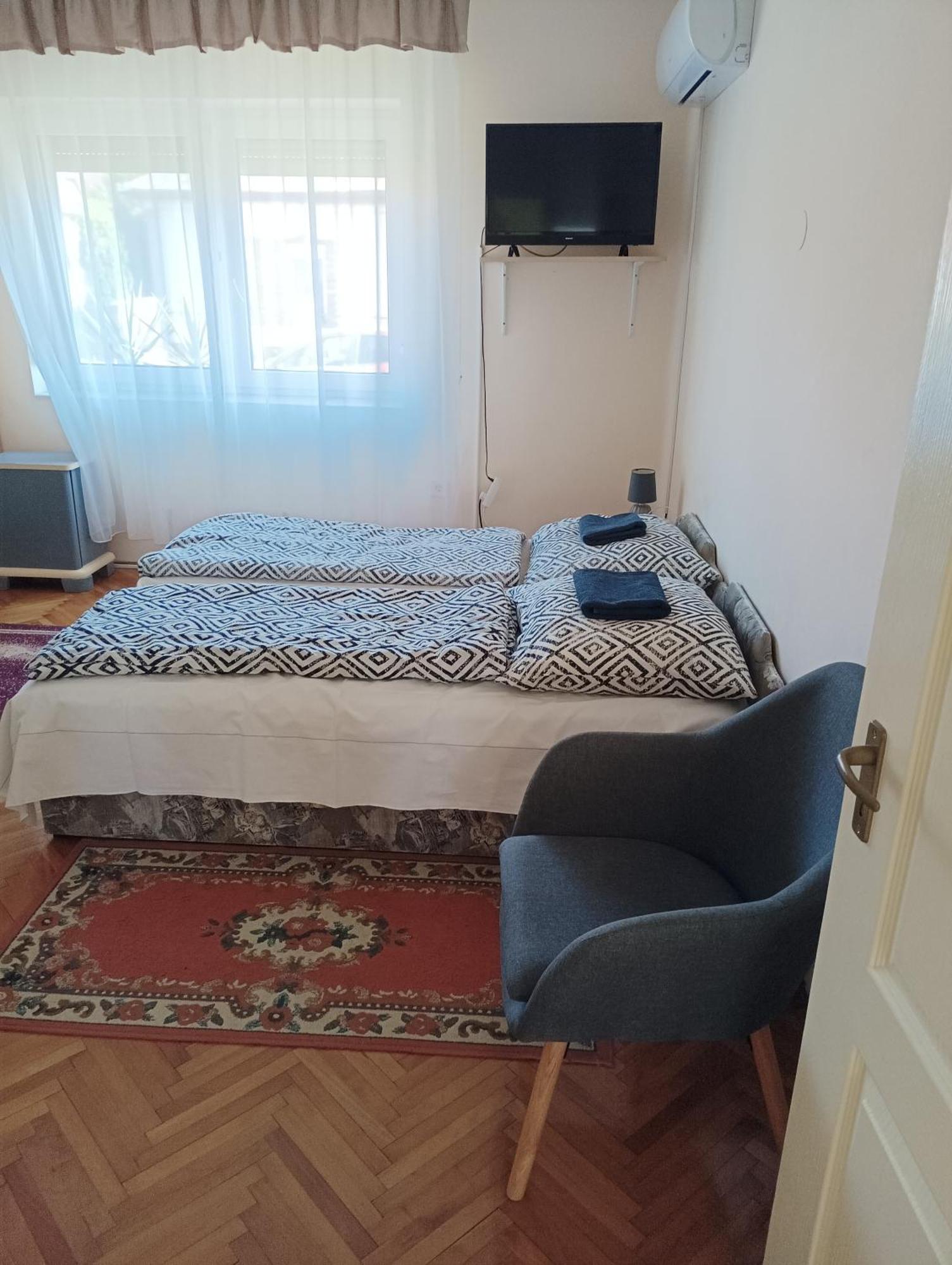 Apartament Bandi Vendeghaz