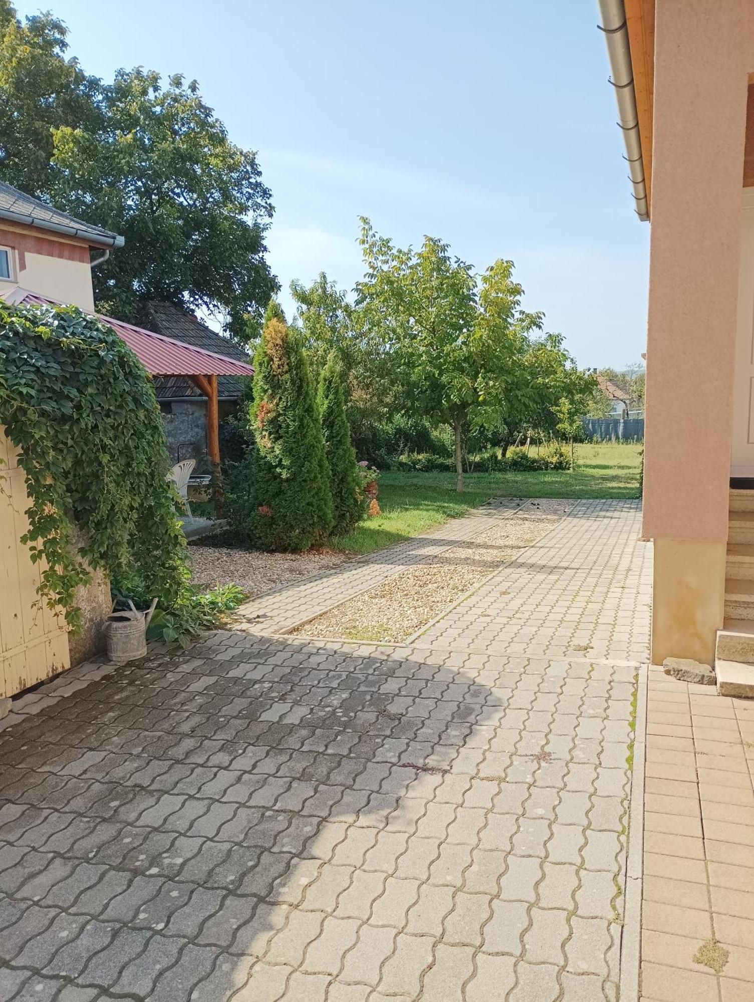 Bandi Vendeghaz Апартаменты Verpelet